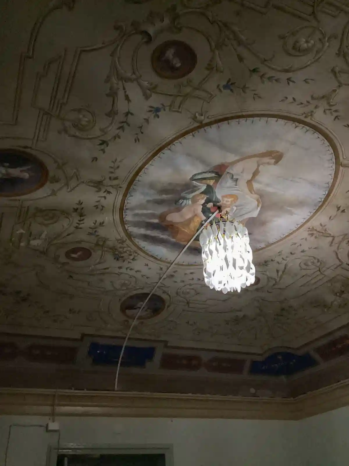 Ceiling Heritage